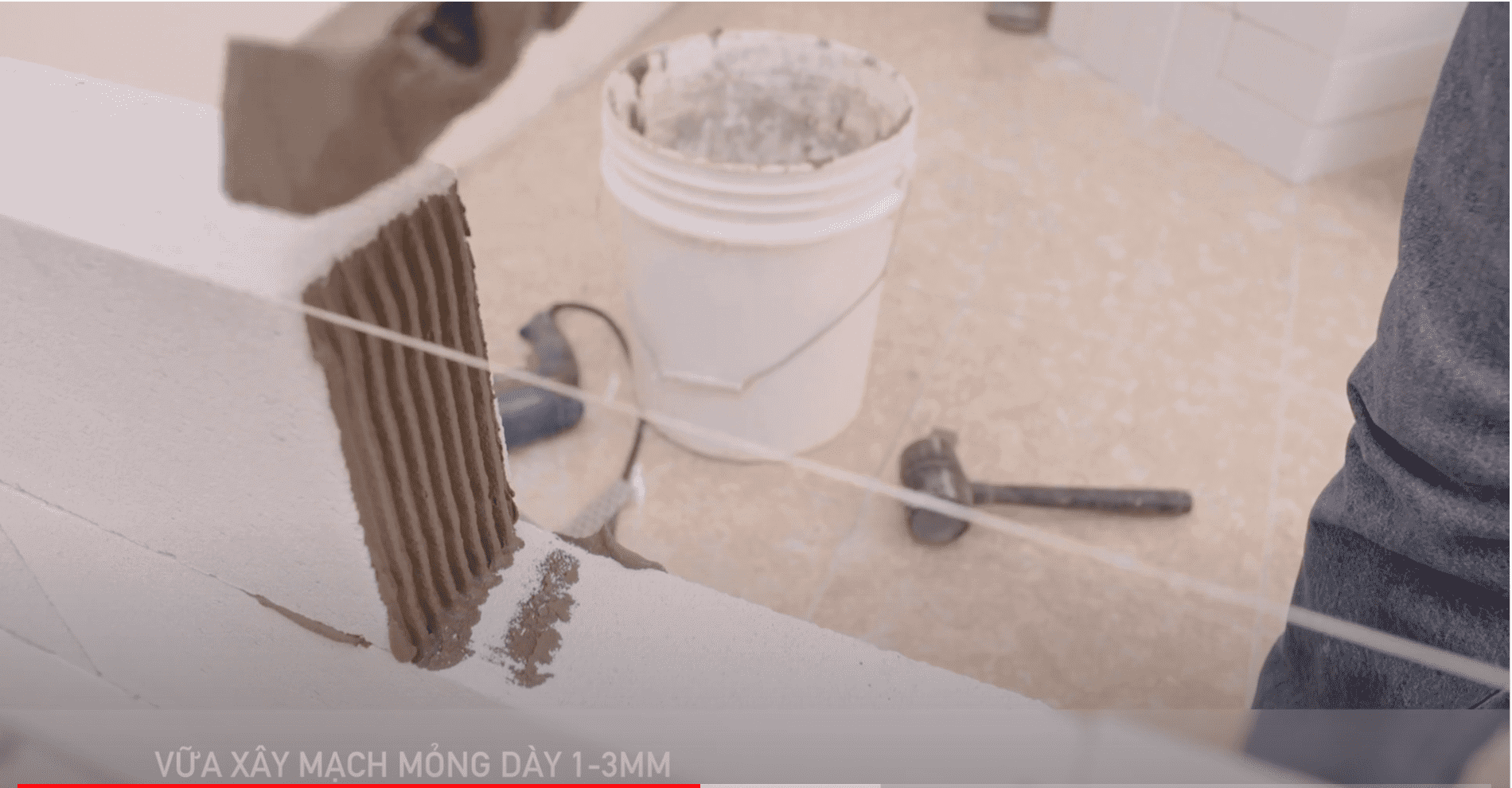 Vữa chuyên dụng cho gạch AAC, mạch 1–3 mm trên tường